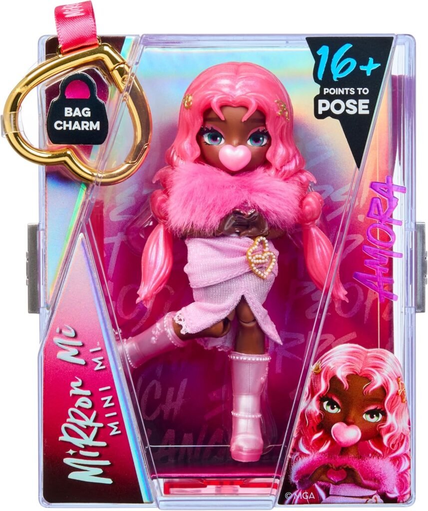 Mirror Mi Mini Mi Amora Valentina Love 4-inch poseable doll in package with bag charm