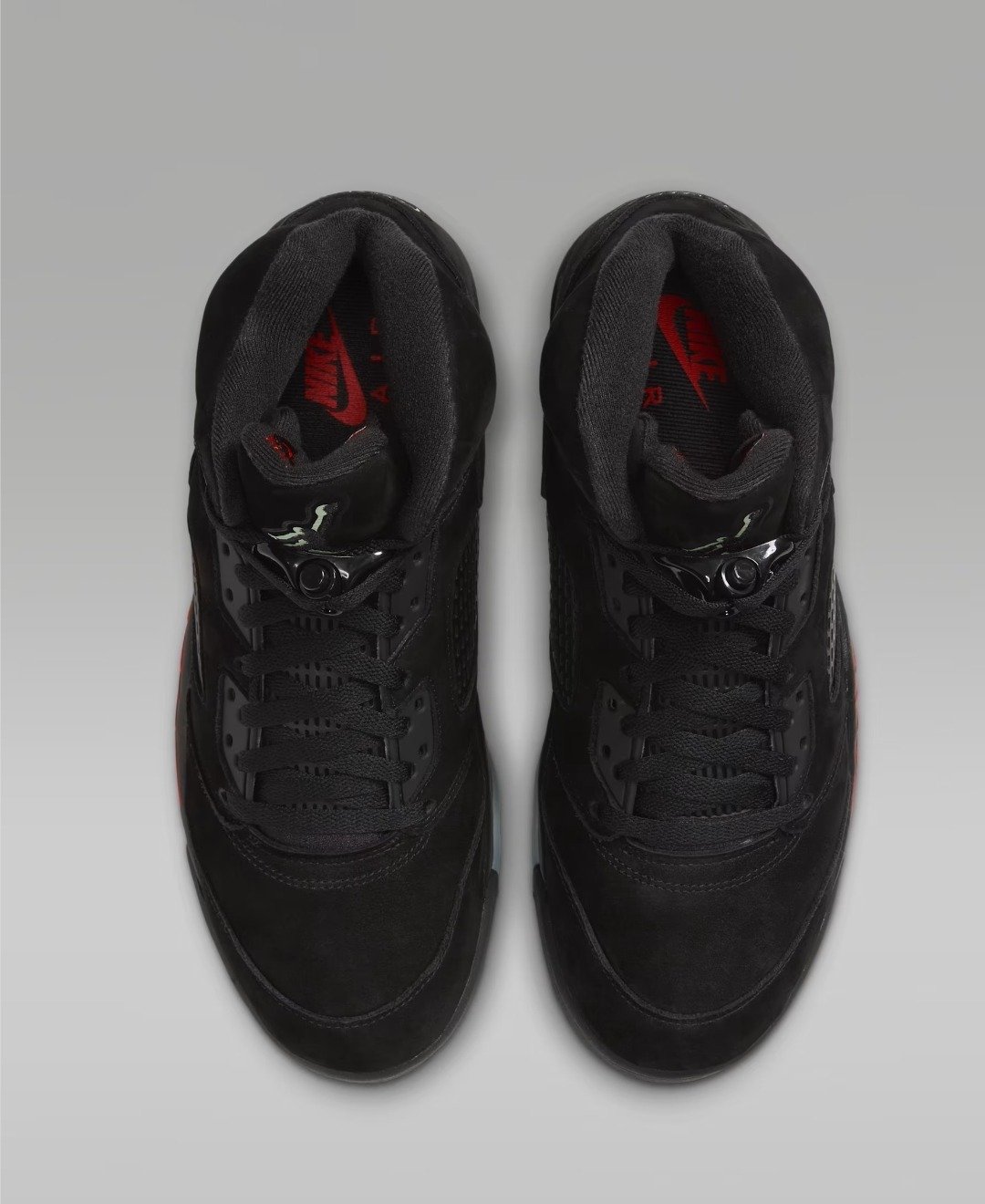 Air Jordan 5 Halloween top-down view