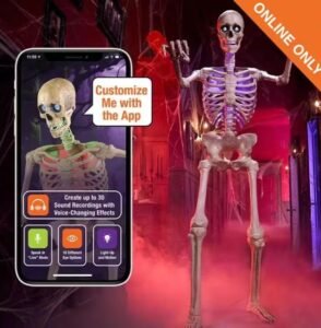 Ultra Skelly app screen with live voice mode, 18 eye options, light-up motion and up to 30 sound recordings