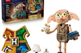 LEGO Harry Potter Hogwarts Crest and Dobby Collector Set 66820 box and built models