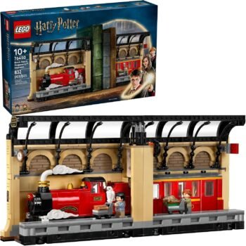 LEGO Harry Potter Book Nook: Hogwarts Express 76450 box and built set