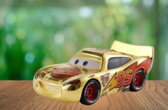 Free Gold Lightning McQueen car at Macy's Oct 16