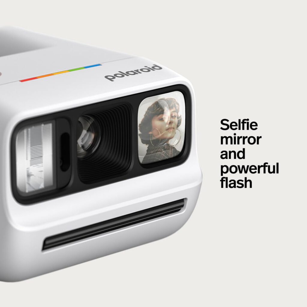 Polaroid Go Gen 3 selfie mirror and flash